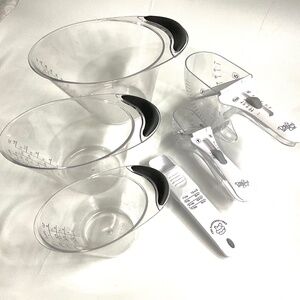 Lot: 6  Pampered Chef  Measuring Cups and Spoons